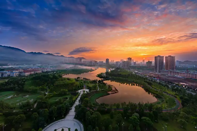 Hotels in Dianjiang County