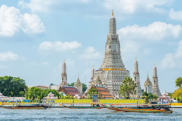 Wat Arun, Bangkok, Thailand