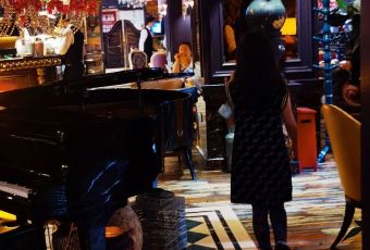 黎弯德咖啡厅(新华南路店) User Photo