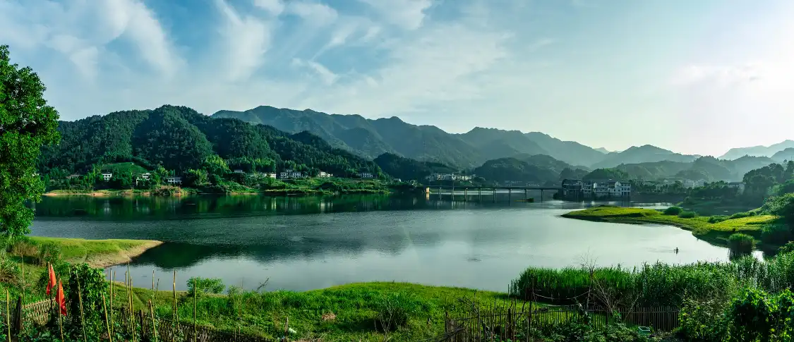 Hotels near Qingyang Lake