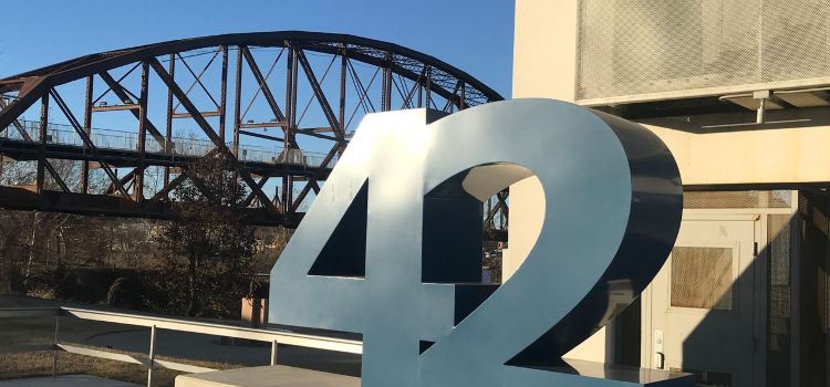 Cafe 42