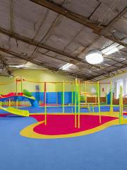 Jackelino Indoor-Spielplatz