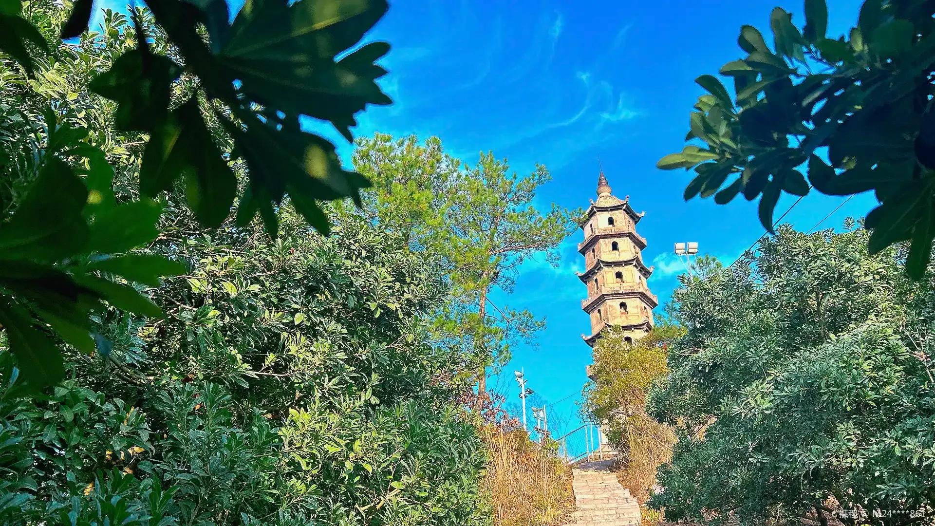 Hotels near Anzhou Tower