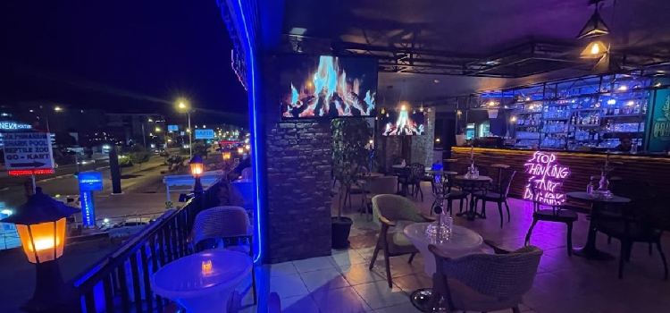 Qohle Hookah Lounge LARA