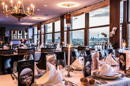 Terasa U Zlaté studně