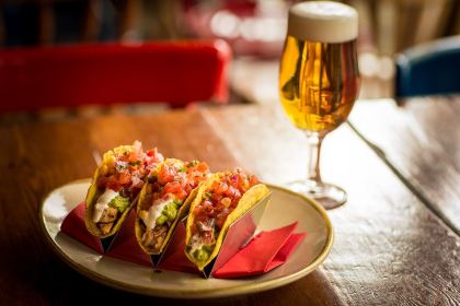 Backpackers BAR & RESTAURANT