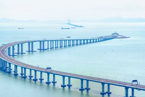 Hong Kong-Zhuhai-Macao Bridge Tour