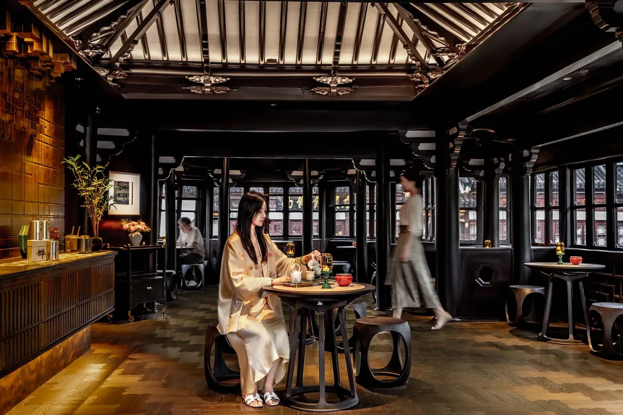 4_Yu Garden Lakeside Pavilion Teahouse