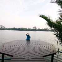 RiverBreeze Cafe  แปดริ้ว