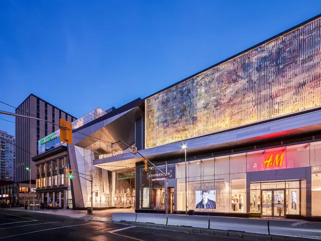 CF Rideau Centre, Ottawa