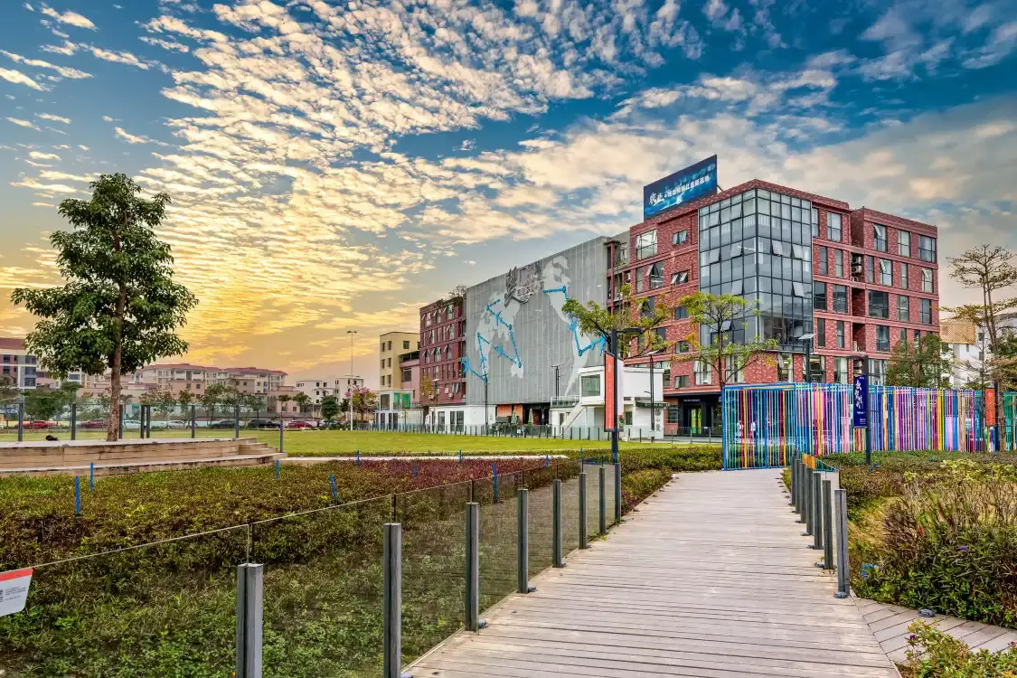 廣州翼·空港文旅小鎮附近的飯店