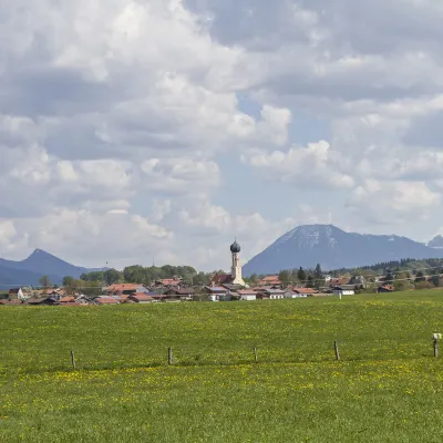 Miesbacher Stadtbücherei周辺のホテル