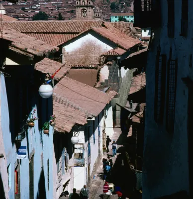 Voli low cost Cuzco PLAY