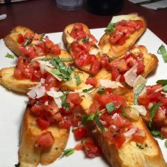 Lou Malnati's Pizzeria User Photo