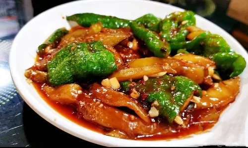 YI GE CHI LENG SHUI YU DE DI FANG