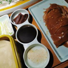 钱塘秋荷·新江浙菜(大华店) User Photo