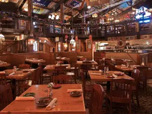 Mangy Moose Steakhouse and Saloon