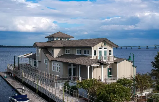 Persimmons Waterfront Restaurant