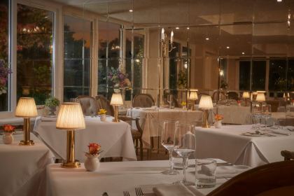 Bouvardia Restaurant