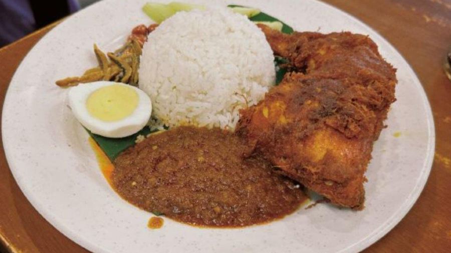 Ali, Muthu & Ah Hock