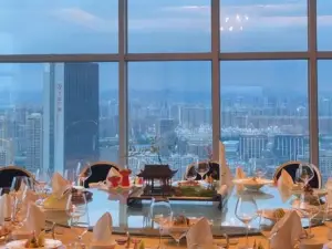 SKY PALACE