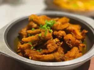 YI TANG YI BAO