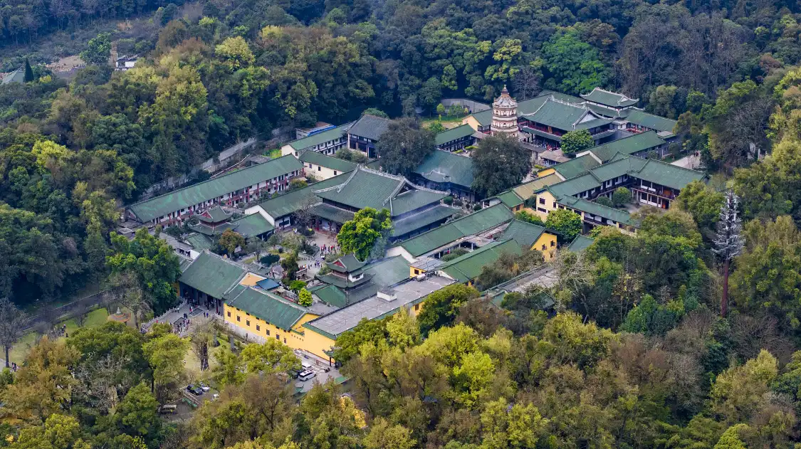 Hotels near Nan Hua Monastery