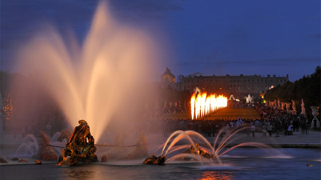 THE NIGHT FOUNTAINS SHOW | Palace of Versailles