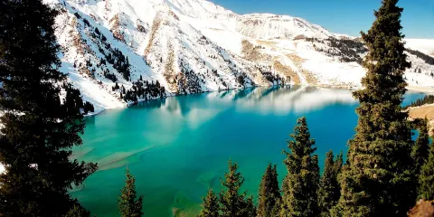 伊犁-阿拉套國家公園