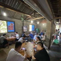 电子厂餐馆 여행 사진