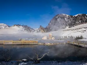 He Ta Hot Spring Valley