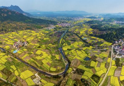 芝堰古村