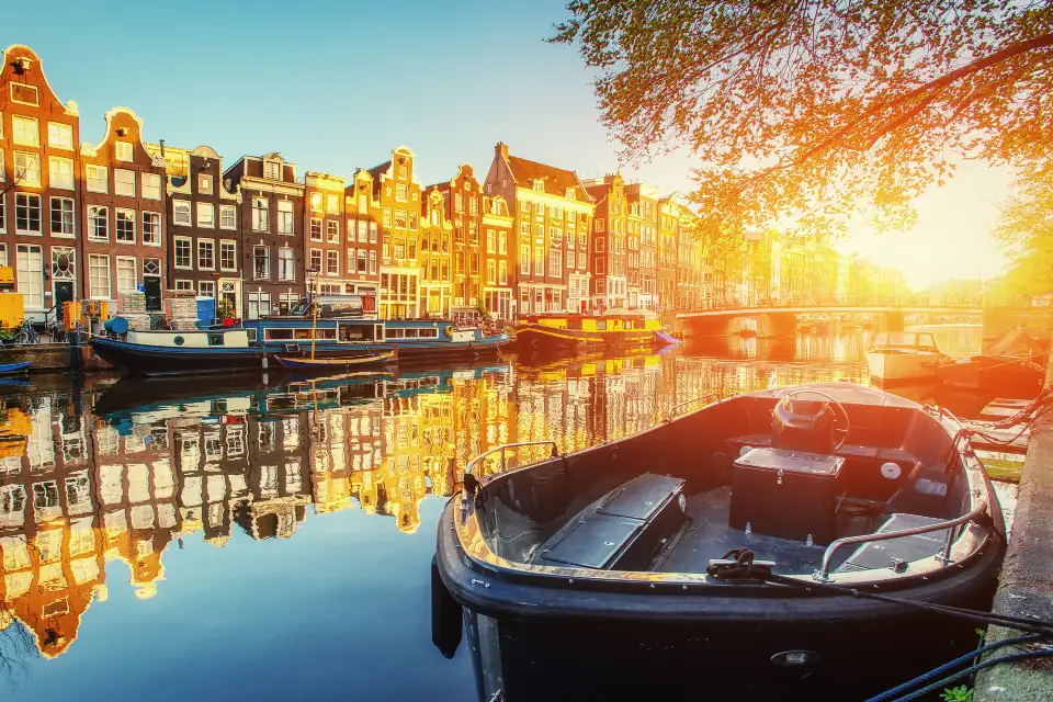 5_Canals of Amsterdam