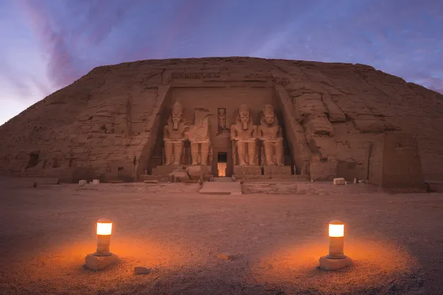 Vé máy bay Abu Simbel Toronto