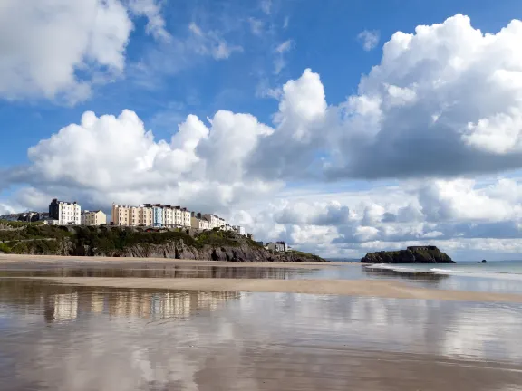 Hotels near St Daniels Church, Pembroke