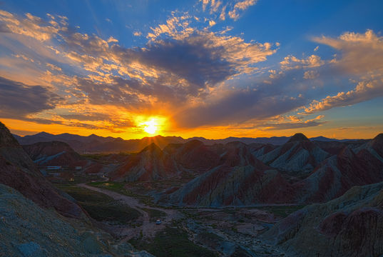 Yongdeng County Kushui Town Danxia Self-Driving Campsite