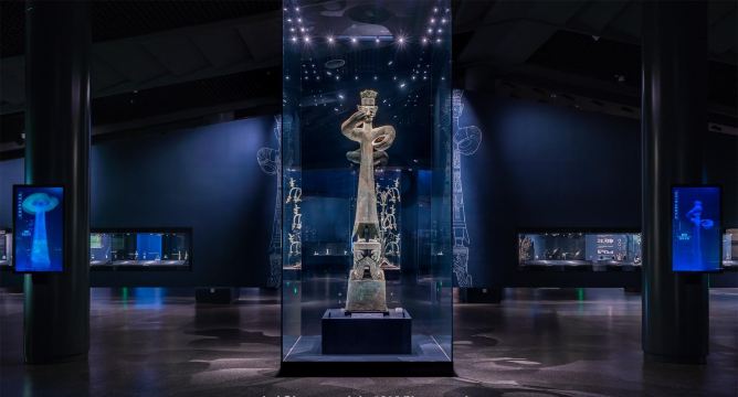 Sanxingdui Museum - Bronze Hall