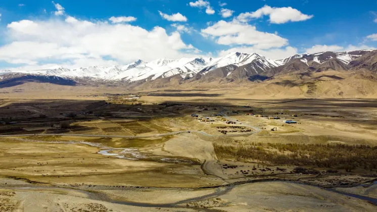 Tashkurgan Hostels