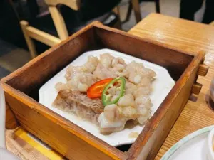 LUCK-WIN TEAHOUSE