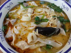 帖老大羊肉汤烩面烧烤(康复后街总店)