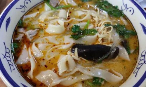 帖老大羊肉汤烩面烧烤(康复后街总店)