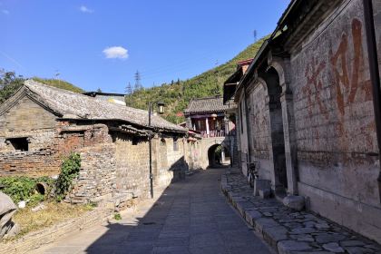 水上人家(苇泽关隧道店)