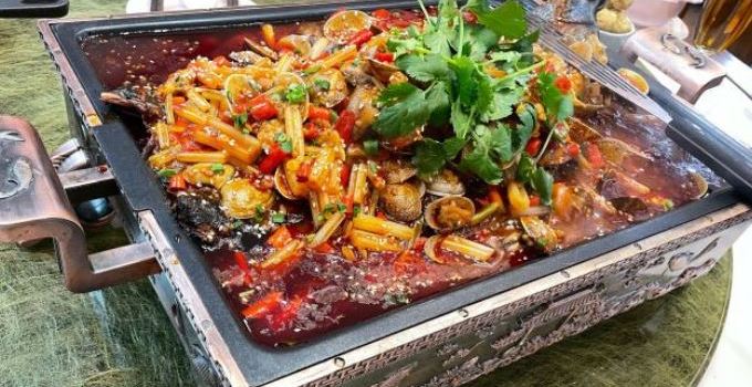 百年滋味·花甲烤鱼(万象店)