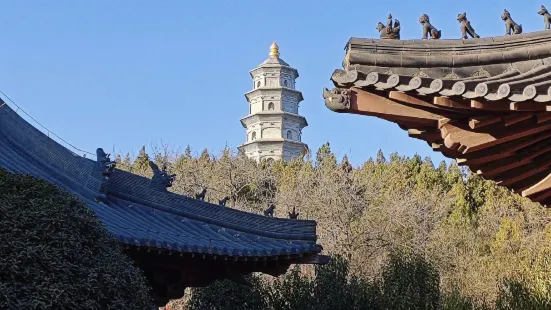 Wuxueshi Yuantong Temple