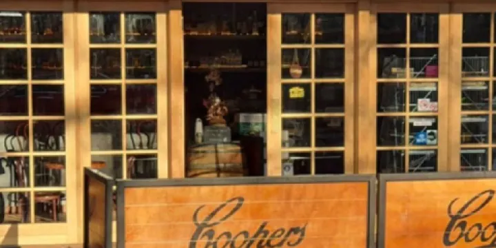 Cognoscenti Food & Wine