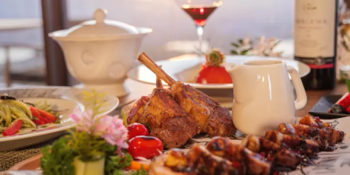 騰沖月泊半山温泉度假酒店·YUE餐廳