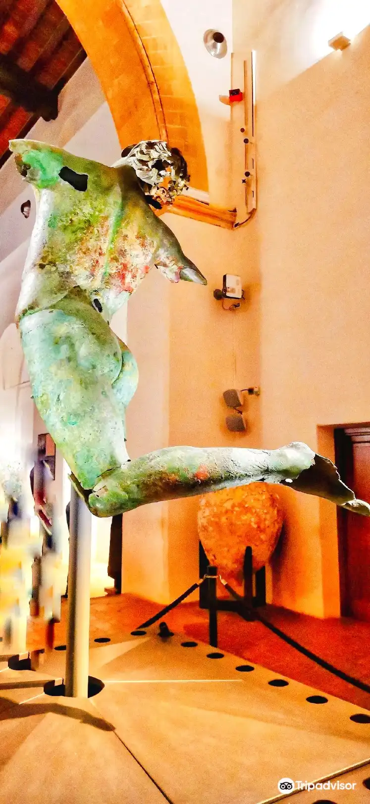 Các khách sạn gần Museum of the Dancing Satyr