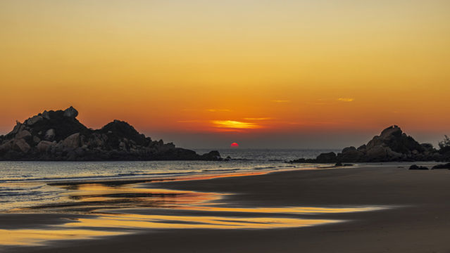 Sunrise Sightseeing on Nan'ao Island