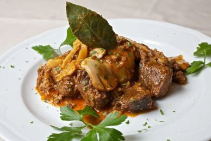 RISTORANTE LA GROTTA GUELFA