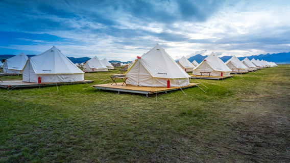 sai li mu hu xin xin lu ying ji di ( jing qu nei tian e le shui zhan )